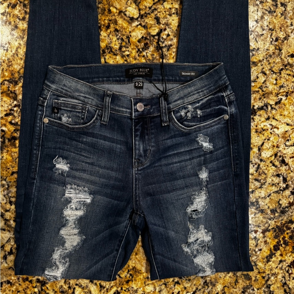 Judy Blue Women's Distressed Dark Denim Skinny Jeans 9/29